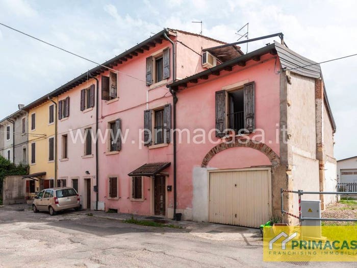 Casa con 6 locali in vendita in Via Torre, Marchesino Bovo, Buttapietra
