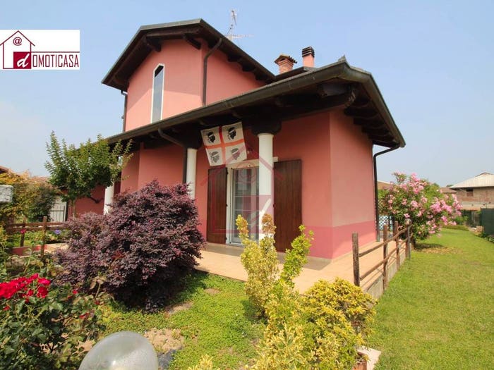 Casa con 5 locali in vendita in Via Colombé, Albano Vercellese