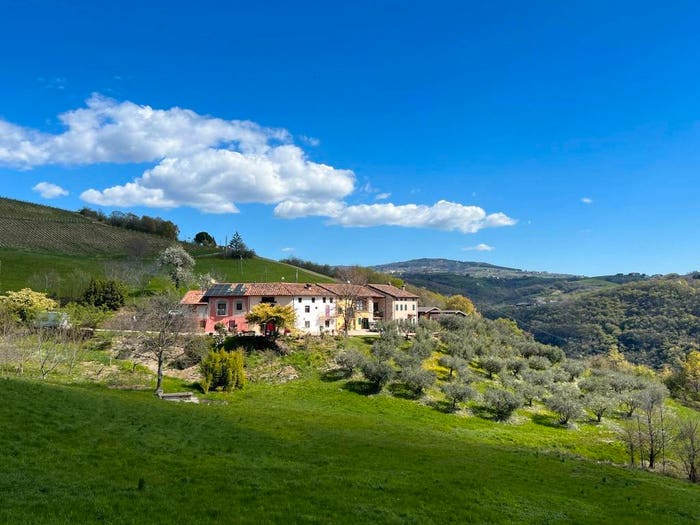 Casa con 6 locali in vendita in Via Menegalli di Romagnano, Grezzana