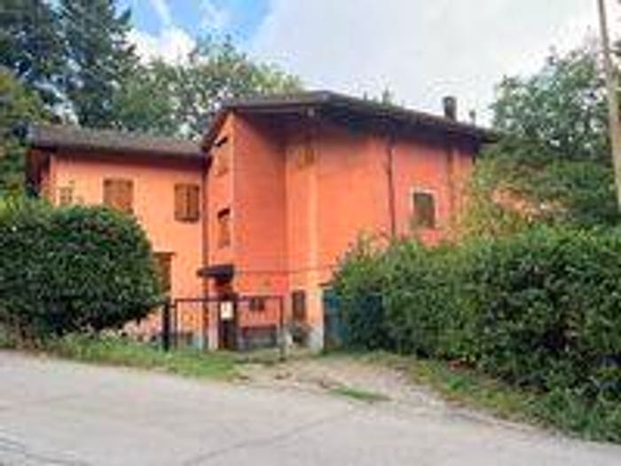 Appartamento con 5 locali in vendita in Via Palazzo, Centro, Fanano
