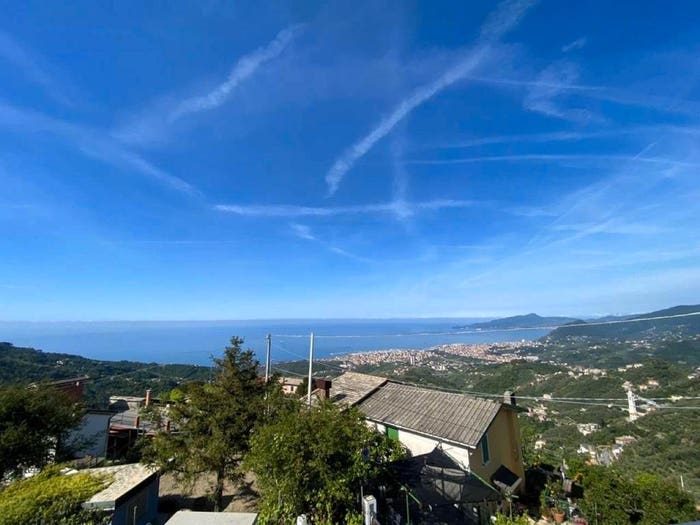 Casa con 6 locali in vendita in via Costigliolo, Centro, Cogorno