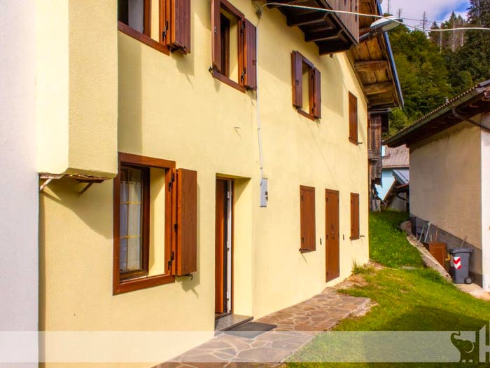 Casa con 5 locali in vendita in Via Pongan, Gosaldo
