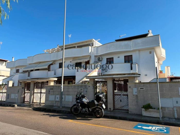 Casa con 5 locali in vendita in Via Giulio Cesare, Castromediano, Cavallino