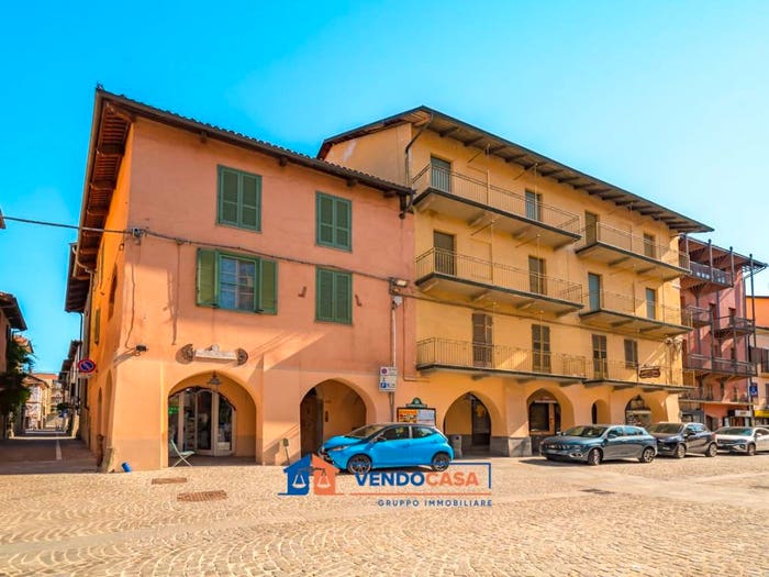Casa quadrilocale in vendita in Via Ferruccio Valobra, Centro, Carmagnola