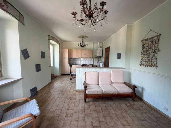 Appartamento trilocale in vendita in Via Balziglia, Pomaretto