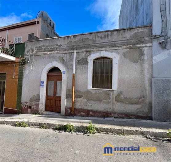 Casa trilocale in vendita in via Dei Mille, Centro, Pachino