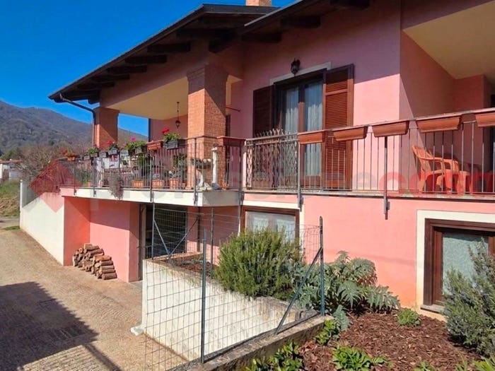 Casa con 5 locali in vendita in strada IV Novembre, Cantalupa