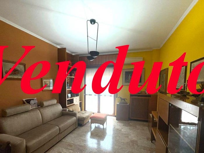 Appartamento trilocale in vendita in Via Cavalieri di Vittorio Veneto, Centro, Cesano Boscone