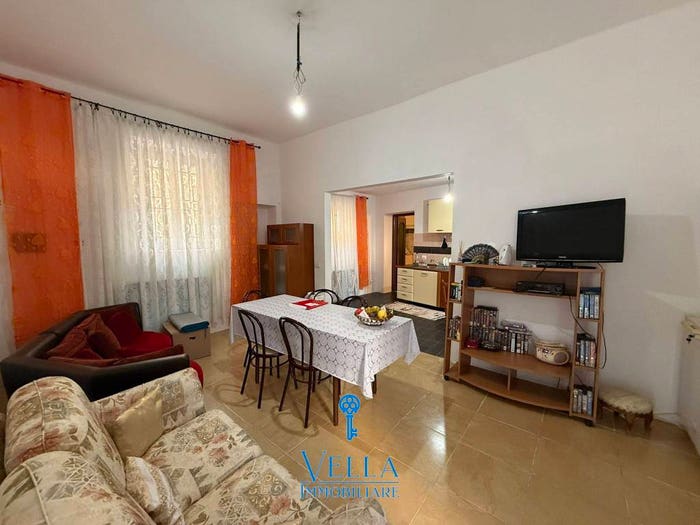 Casa trilocale in vendita in Fara Novarese