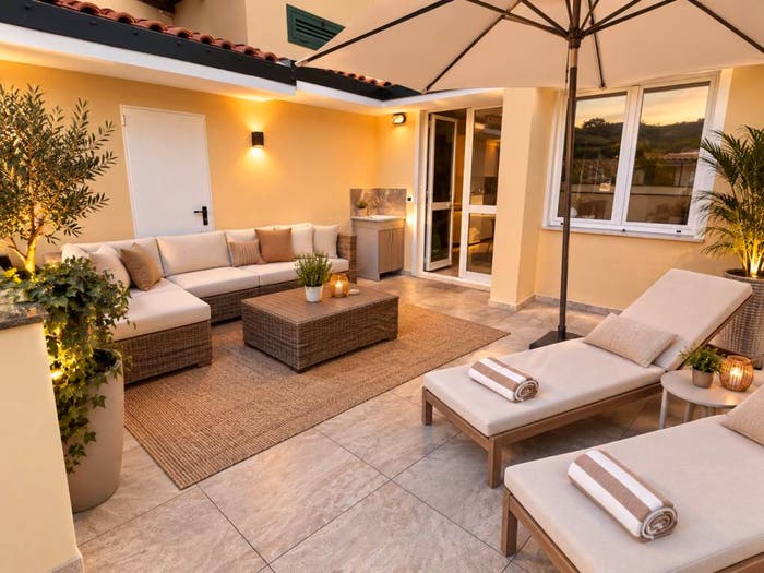 Appartamento con 5 locali in vendita in Via Collette, Albissola Marina
