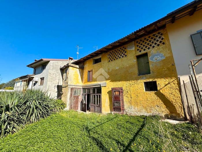 Casa trilocale in vendita in Via Vittorio Veneto, Orgnano, Basiliano