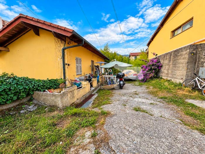 Casa con 6 locali in vendita in CORSO DEGLI INGLESI, Solaro, Sanremo