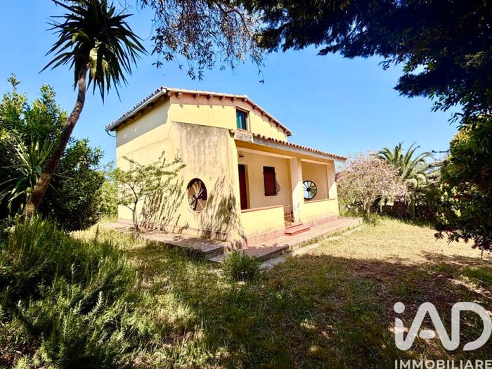 Casa trilocale in vendita in Strada Avola Antica, Avola