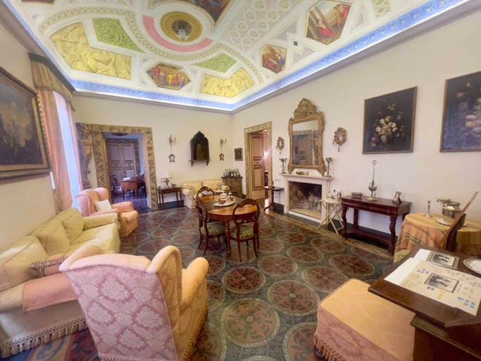 Appartamento con 6 locali in vendita in VIA GIAMBATTISTA MILIANI, Centro, Fabriano