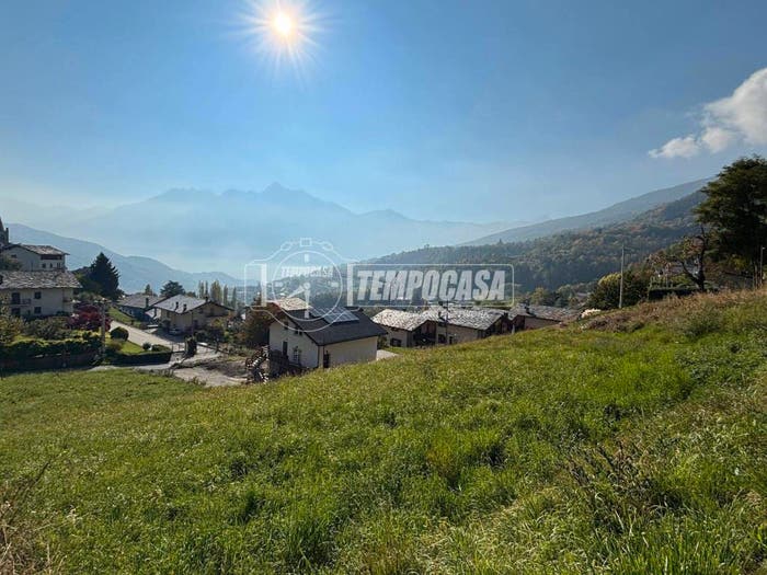 Casa con 6 locali in vendita in Le Château, Centro, Gignod
