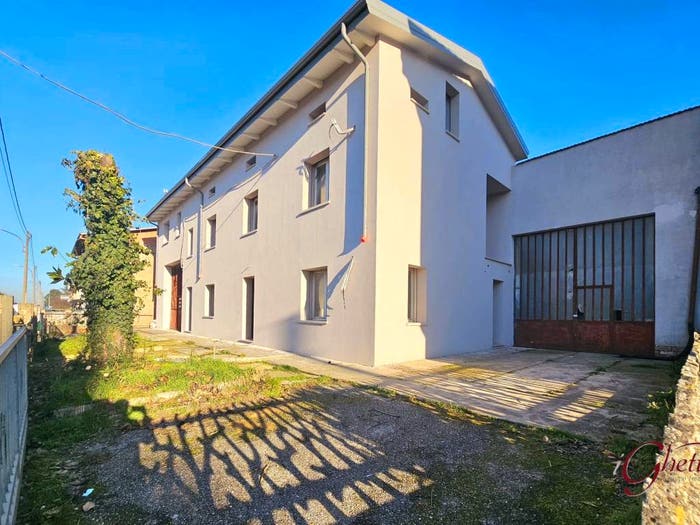 Appartamento trilocale in vendita in Via Riga, Renazzo, Cento