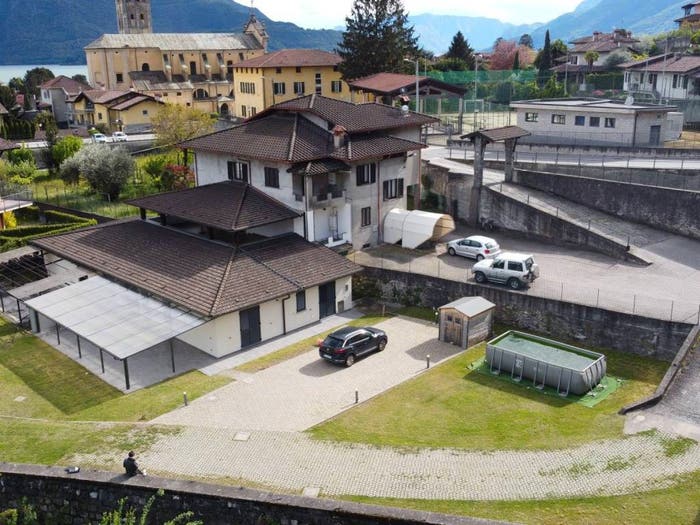Casa con 6 locali in vendita in Via Filatoio, Centro, Domaso