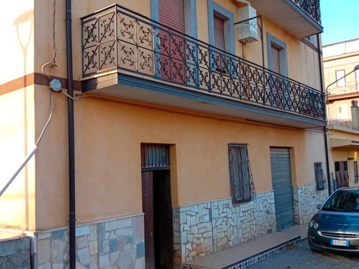 Casa con 6 locali in vendita in Via Pietro Mancini, Centro, Spezzano Albanese