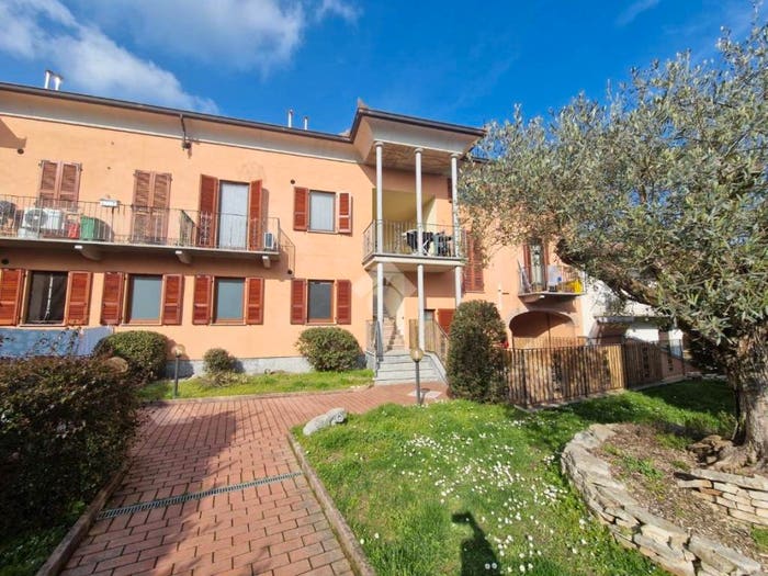 Appartamento trilocale in vendita in Via Aghemio, Centro, Villafranca d'Asti
