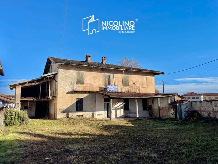 Casa con 6 locali in vendita in Via San Bernardo, Roata Rossi Passatore, Cuneo