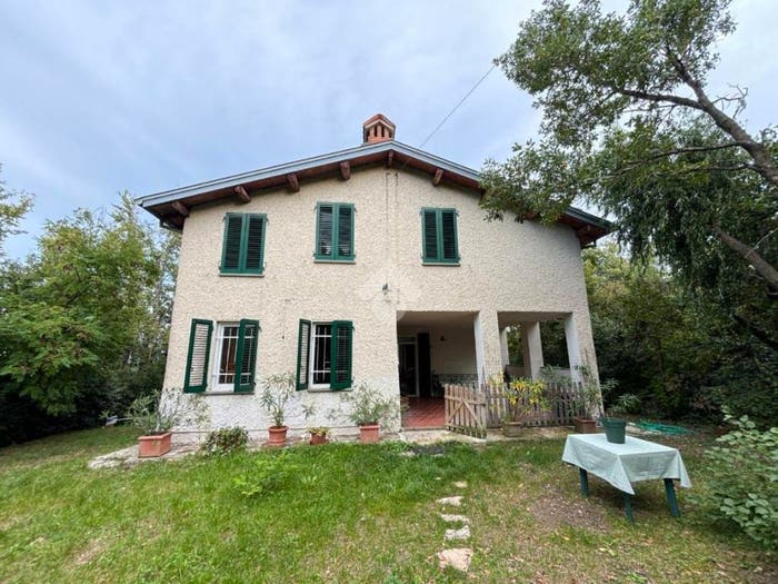 Casa con 6 locali in vendita in Via Monte Castello, Neviano degli Arduini