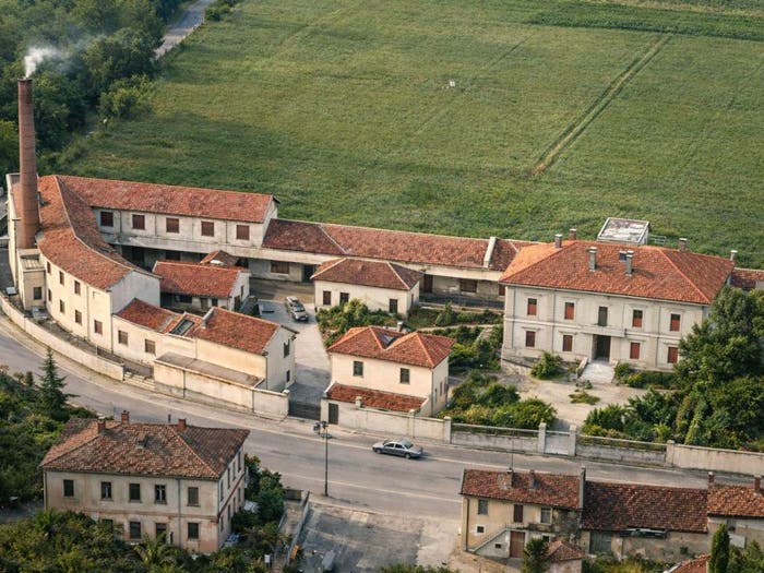 Casa con 5 locali in vendita in Via Anselmo dall'Orto, Casorate Primo