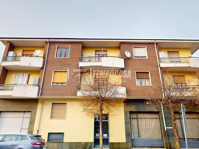 Appartamento quadrilocale in vendita in Viale Industria, Centro, Bra