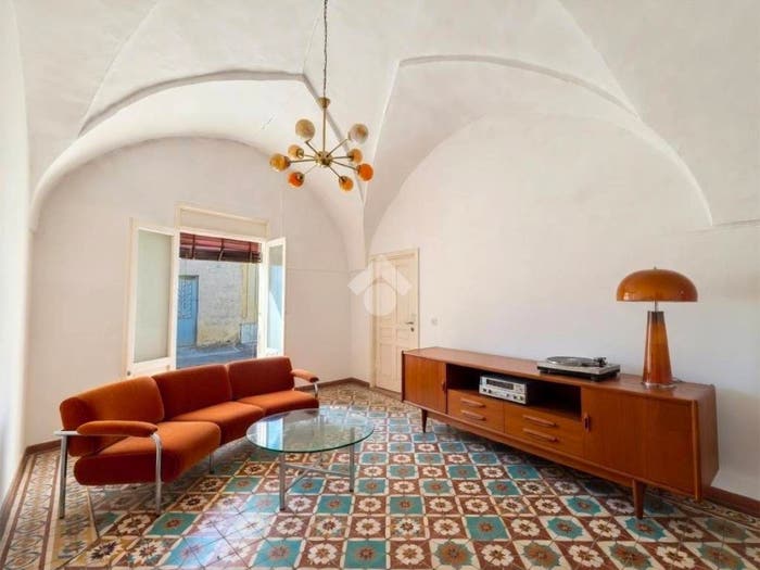 Casa bilocale in vendita in Via Achille Valentini, Centro, Alliste