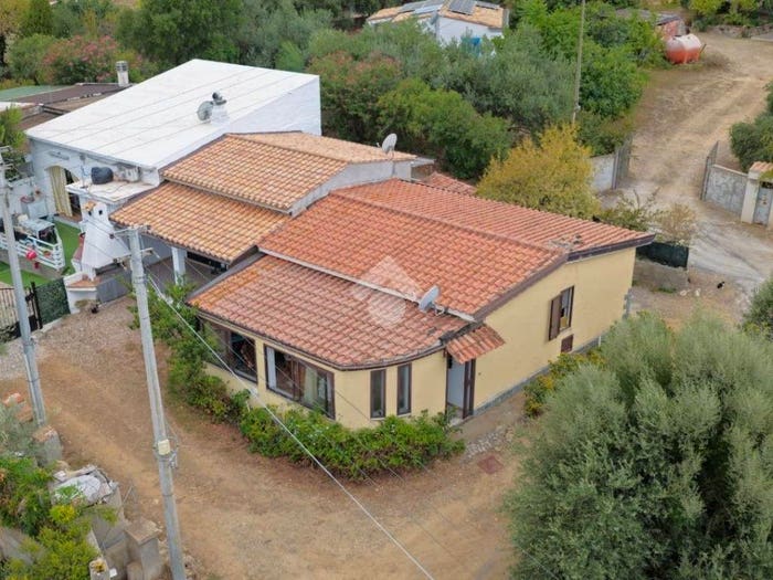 Casa quadrilocale in vendita in Località su Concali, Tertenia