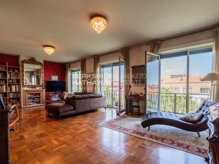 Appartamento con 6 locali in vendita in Indipendenza, Milano