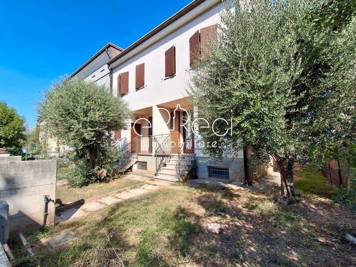 Casa con 5 locali in vendita in Via Cadore, Lunetta Frassino, Mantova