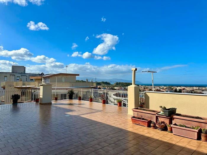 Casa con 6 locali in vendita in Stretto Montecroce, Centro, Barcellona Pozzo di Gotto