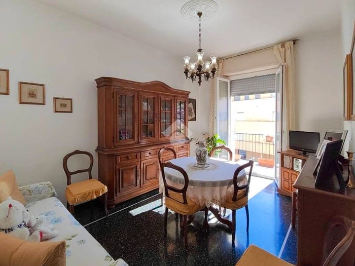 Appartamento bilocale in vendita in Via Faliero Vezzani, Rivarolo, Genova