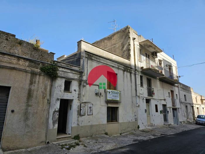 Appartamento quadrilocale in vendita in Via Casalnuovo, Centro, Matera