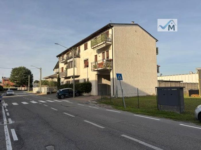 Appartamento bilocale in vendita in VIAA BOLOGNA, Cabiate