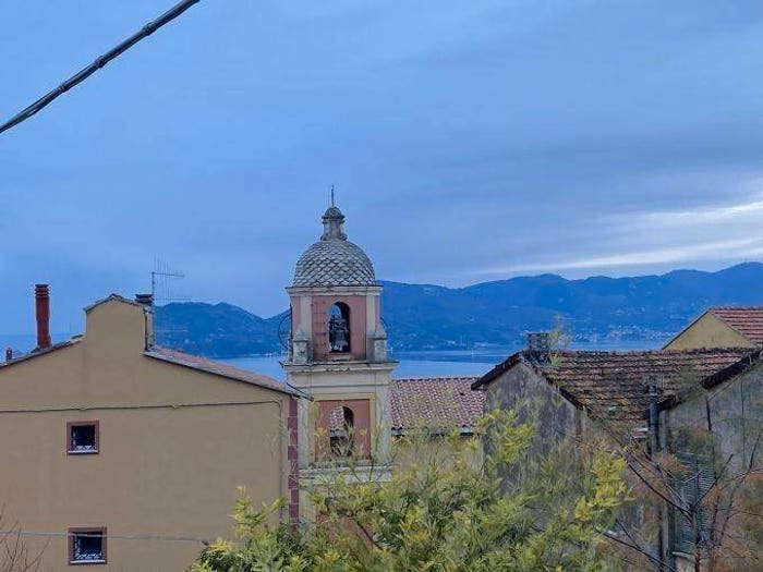 Appartamento bilocale in vendita in Via Giuseppe Garibaldi, La Serra Tellaro, Lerici