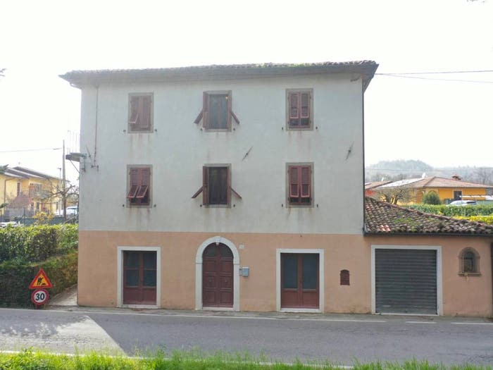 Casa con 6 locali in vendita in FRAZ PIAN DI CERRETO, Pian Di Cerreto, Castiglione di Garfagnana