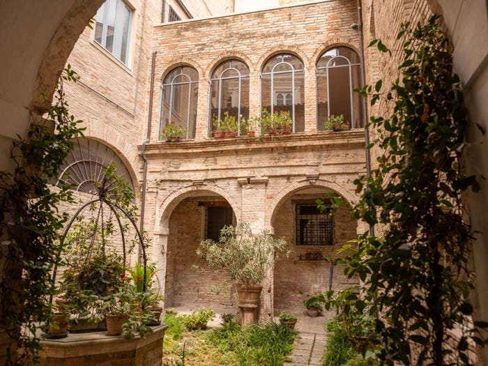Casa con 5 locali in vendita in Corso Camillo Benso di Cavour, Centro, Fermo