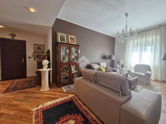 Appartamento quadrilocale in vendita in Via giovanni lamberti, Corso Torino, Asti