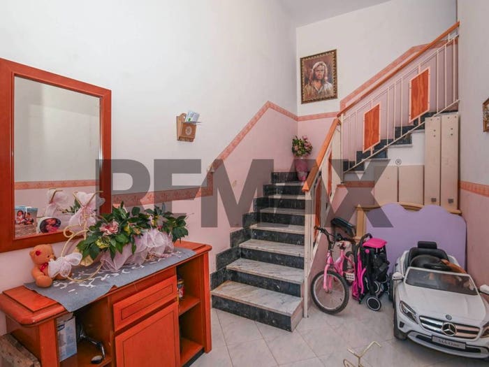 Casa con 6 locali in vendita in via caruso, Centro, Pachino