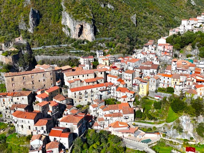 Appartamento trilocale in vendita in Via Castello, Centro, Orsomarso