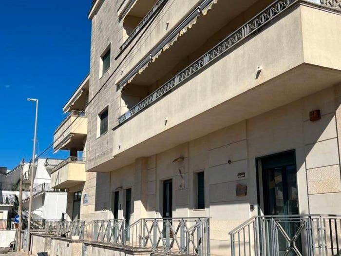 Appartamento quadrilocale in vendita in Via Guglielmo Marconi, Centro, Specchia