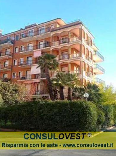 Appartamento bilocale in vendita in Via Camillo Benso di Cavour, Marina Di Andora, Andora