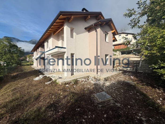 Appartamento trilocale in vendita in Cavrasto, Bleggio Superiore