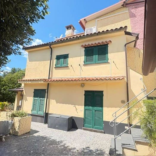 Casa con 6 locali in vendita in Centro, Casarza Ligure