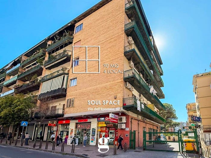 Appartamento quadrilocale in vendita in Via dell'Epomeo, Soccavo, Napoli