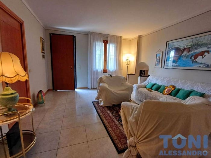 Appartamento con 5 locali in vendita in Pretura Sanzio, Empoli