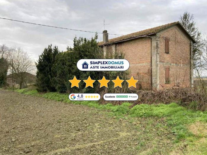 Casa con 6 locali in vendita in Strada Reale, Centro, Jolanda di Savoia