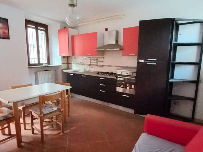Appartamento bilocale in vendita in Via Valcuvia, Brenta