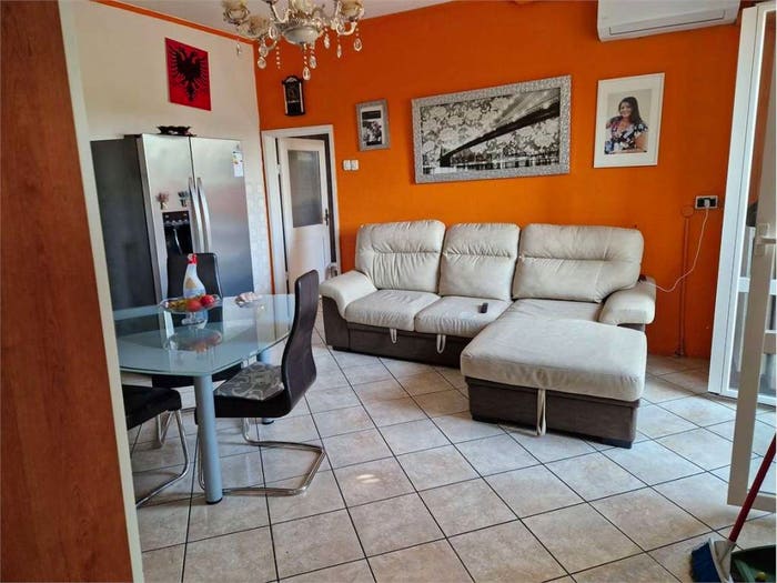 Appartamento con 6 locali in vendita in Capolona